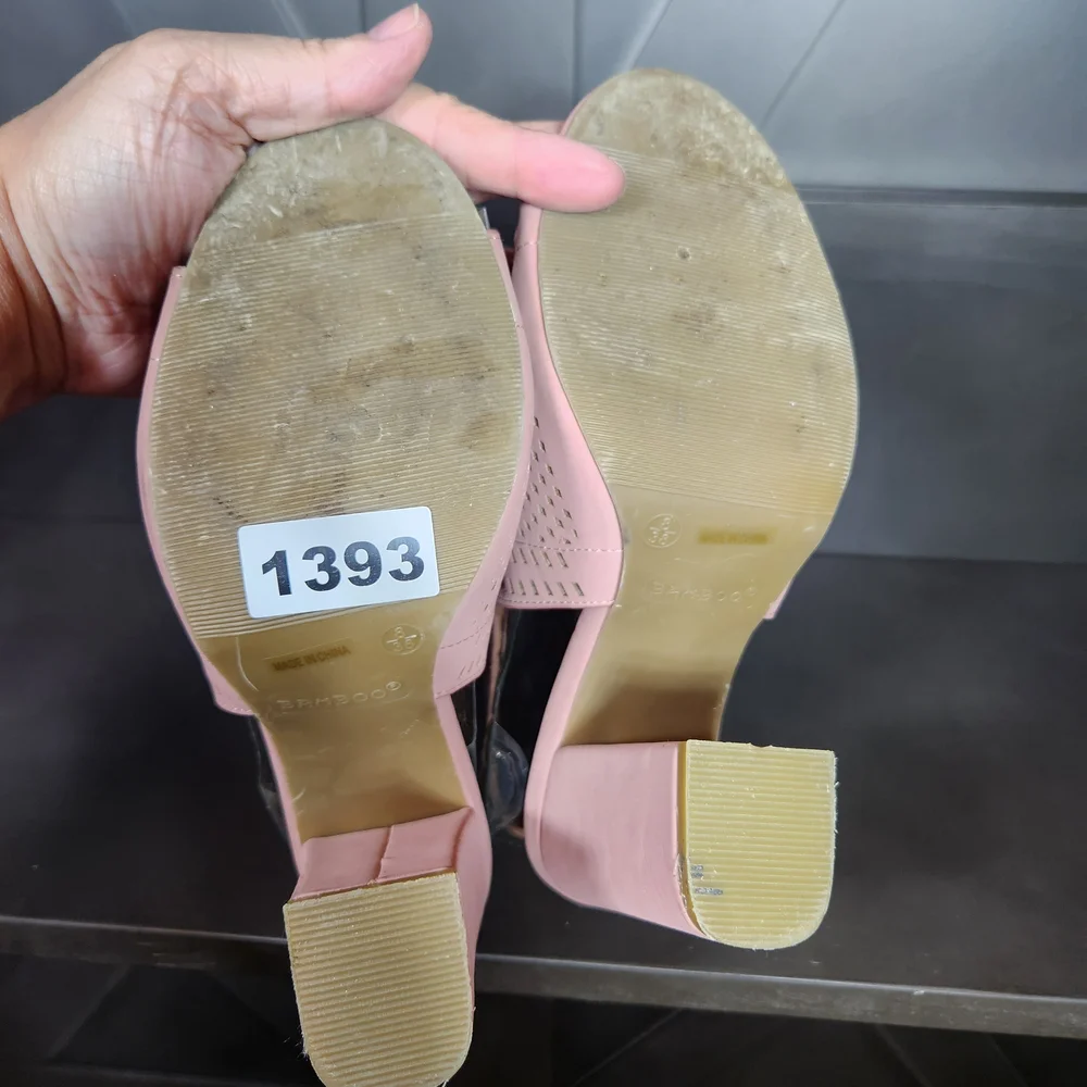 Bamboo Pink Perforated Peep Toe Block Heel Sandals Womens 8 - Picture 6 of 10